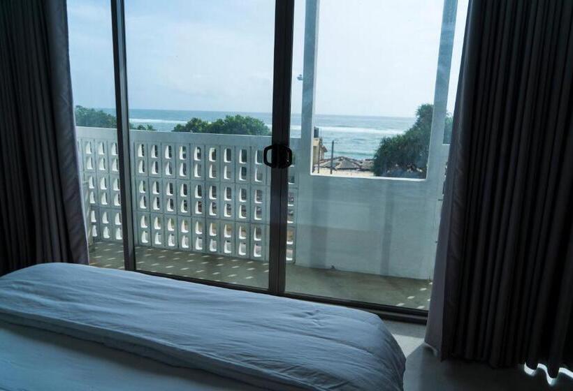 اتاق استاندارد با تخت بزرگ, Four Petals Inn