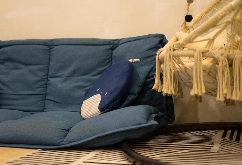 חדר סטנדרט, Buddy Station