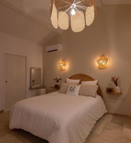 חדר סטודיו סטנדרד, Nuits D Audace