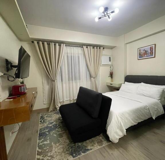디럭스 스튜디오, Condo Home With Fast Wifi In Bacolod City
