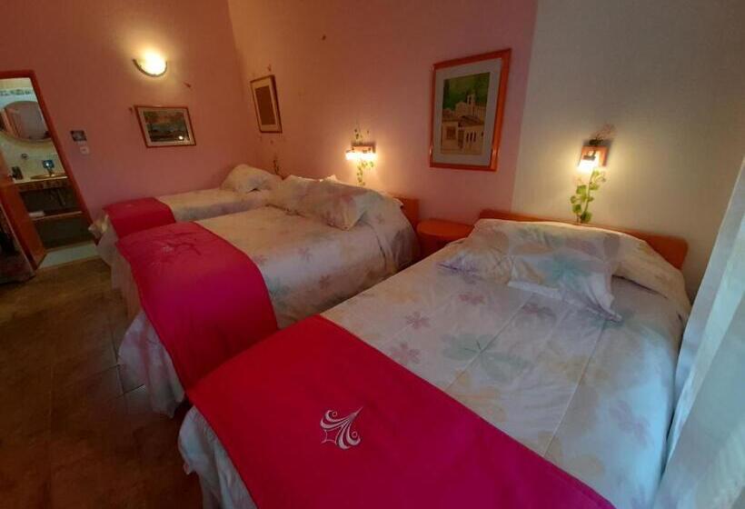 חדר סטנדרט לארבעה, Finca Hotel Brugmansia