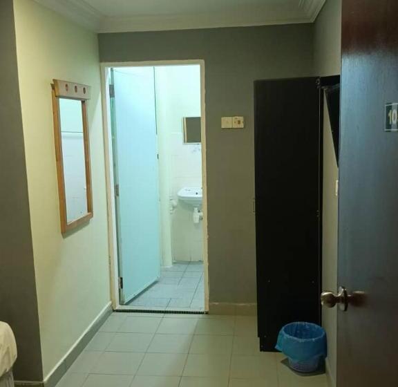 Номер Стандарт Индивидуальный, Family