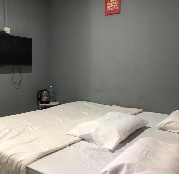 Номер Стандарт, Family