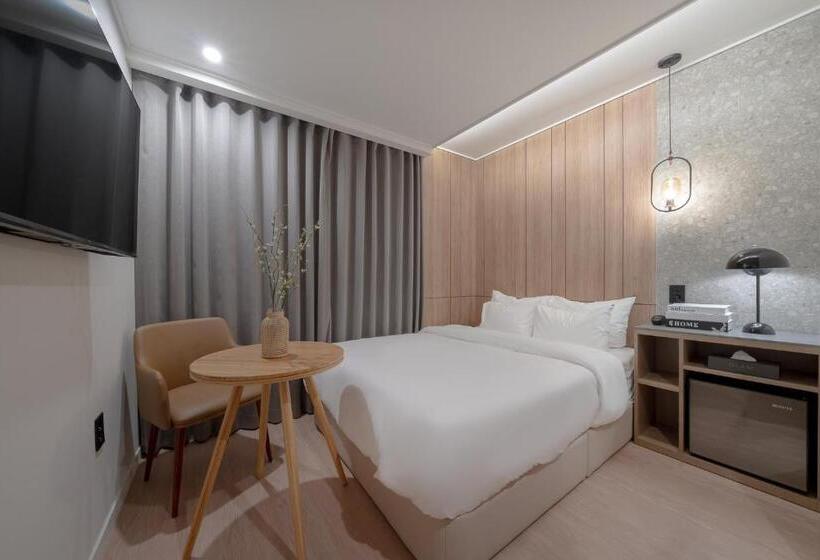 高级大房间, Glam