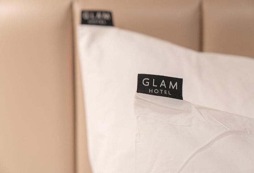 디럭스 룸, Glam