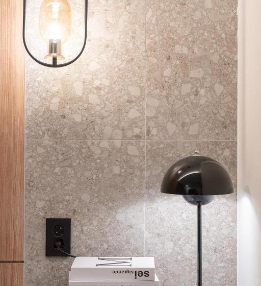 수피리어 룸, Glam