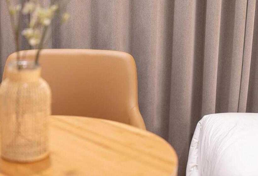 高级大房间, Glam