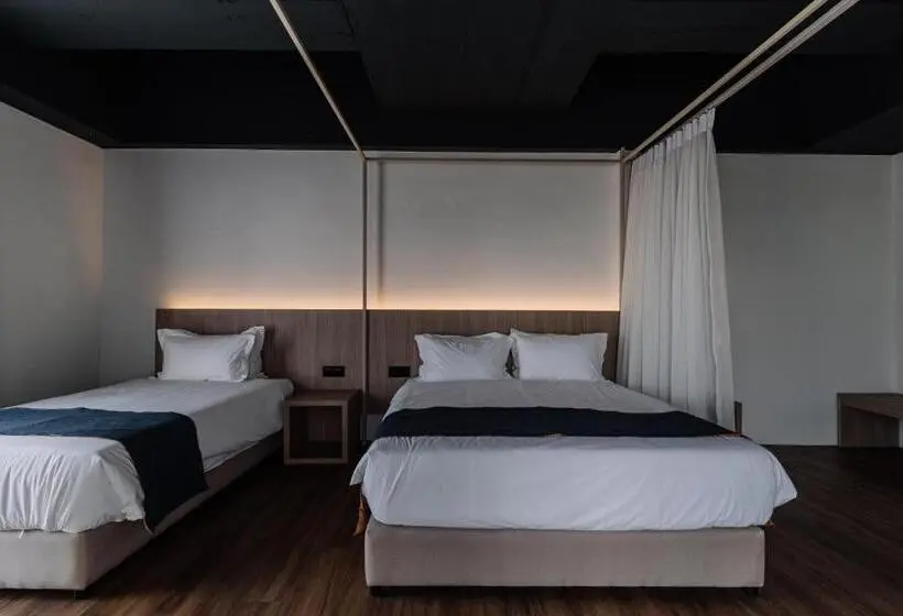 اتاق لوکس سه تخته, Impiana By Roxy