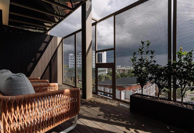 סוויטה עם מרפסת, Impiana By Roxy