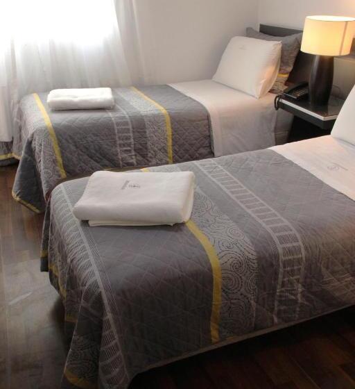 标准三人间, Samarán Suites
