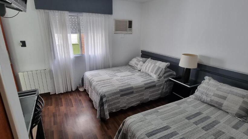 四人标准间, Samarán Suites