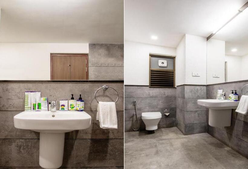 Quarto Deluxe, Treebo Brahma, Wayanad