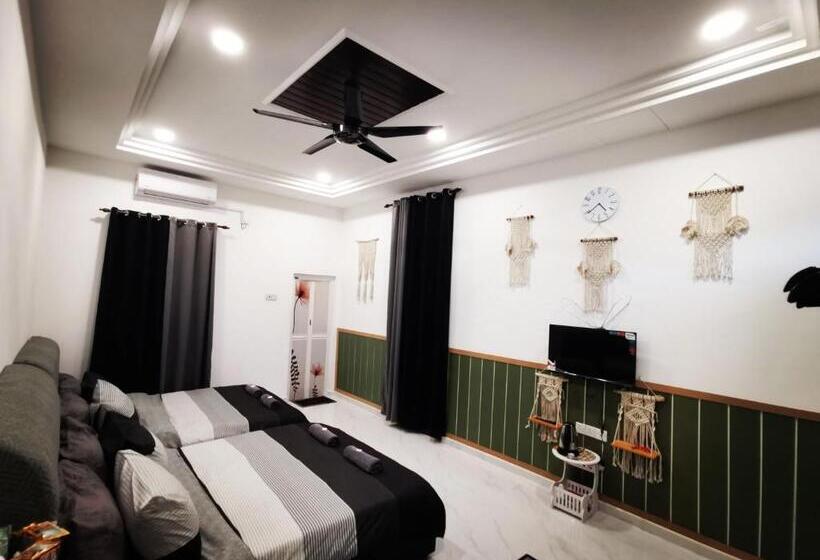 חדר סטנדרט לארבעה, Mini Hotel Concept