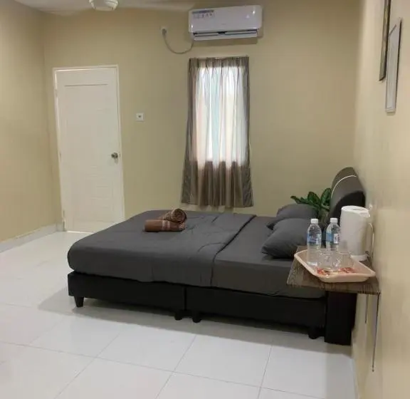 Standard-huone Parveke, Maze Roomstay Langkawi