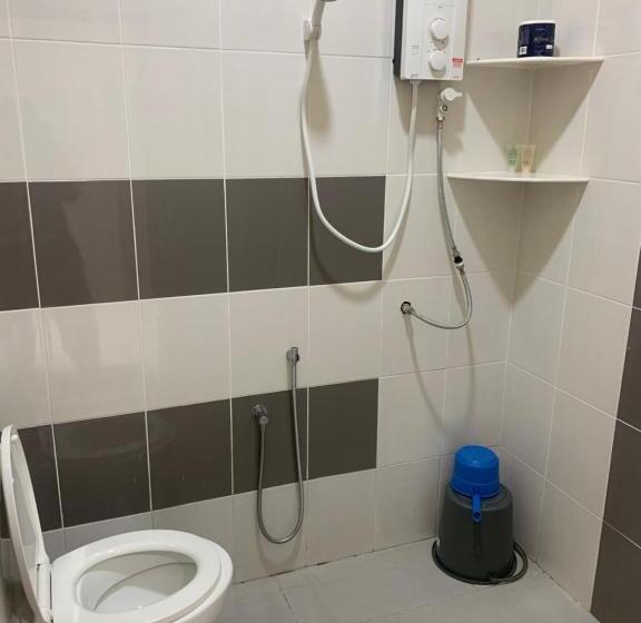 חדר סטנדרט עם מרפסת, Maze Roomstay Langkawi