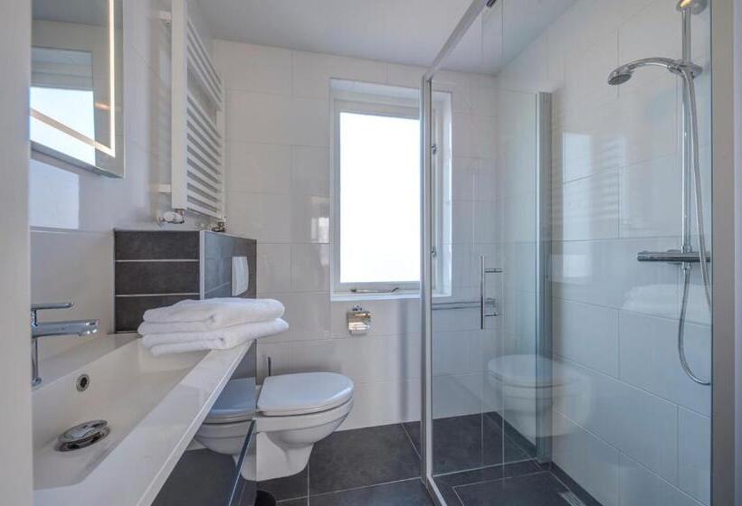 Apartamento 3 Dormitórios, Summio Marina Port Zélande