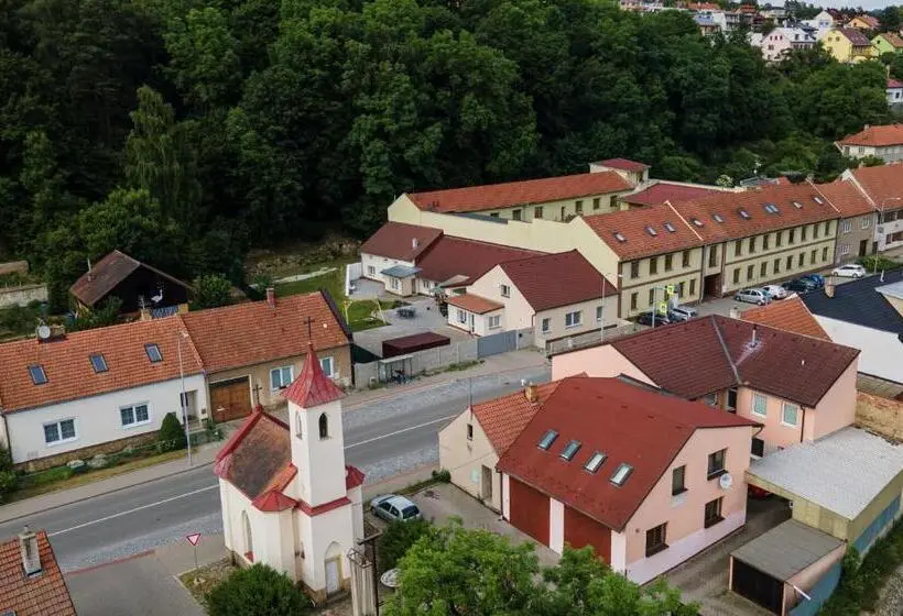 庭の見える1ベッドルームアパートメント, U Kapličky, Boskovice