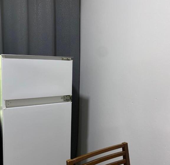 إستوديو قياسى مزودة بتراس, Van Der Salle   Daisy S Garden