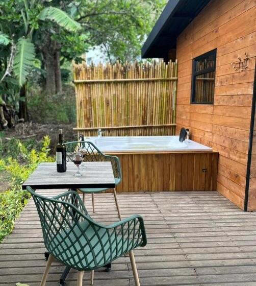 סוויטה דלוקס, Rainbow Glamping