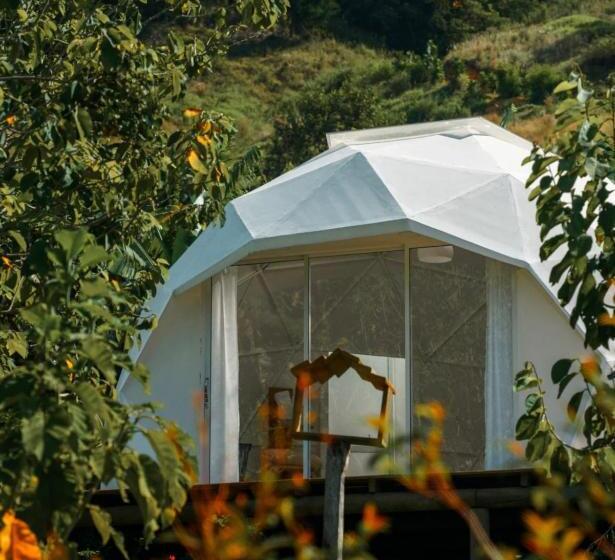 חדר דלוקס, Rainbow Glamping