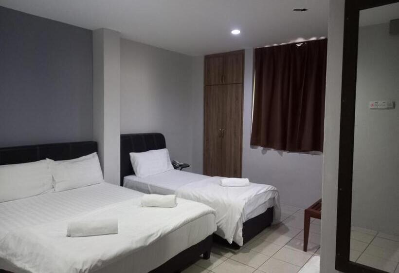 豪华三人间, Reintree Lodge