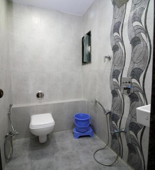 デラックスルーム, Repose Chhatral