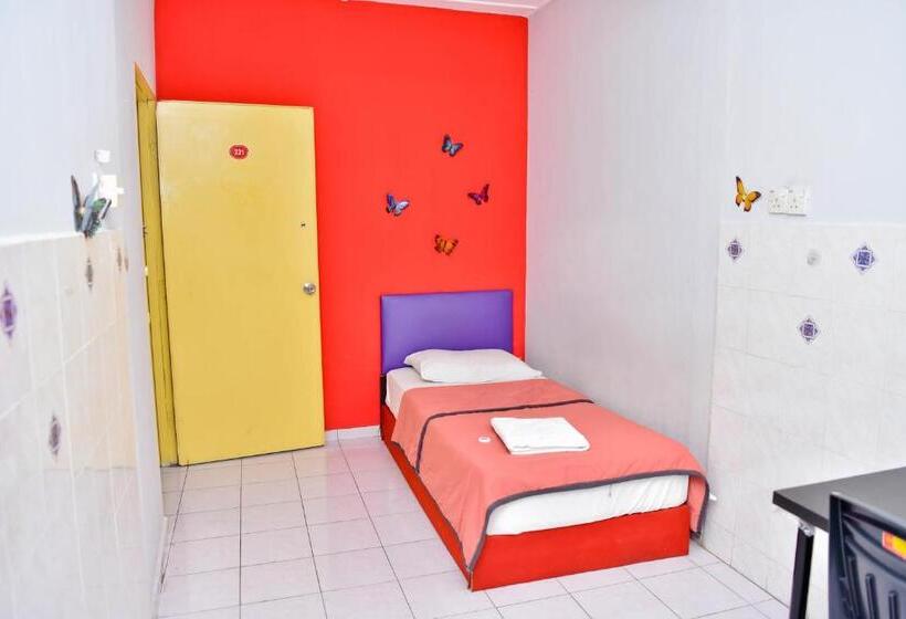 غرفة قياسية فردية, T Family