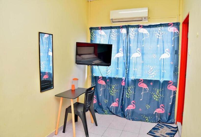 غرفة إقتصادية, T Family