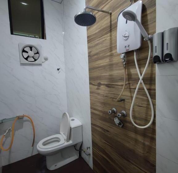Трехместный Номер Комфорт, Mann Maju Inn & Hotel Kuala Berang