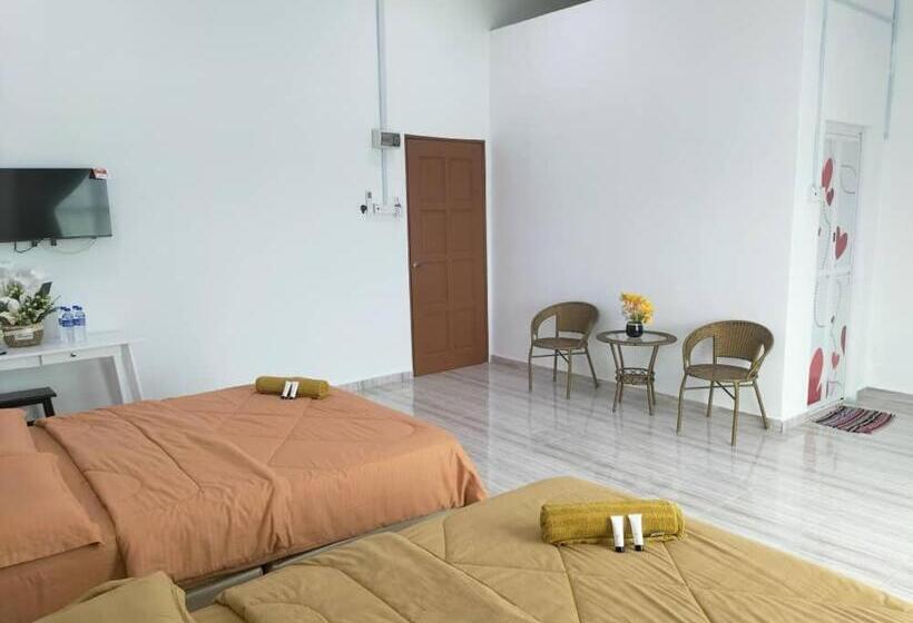패밀리 룸, Kangar Jaya Lodging