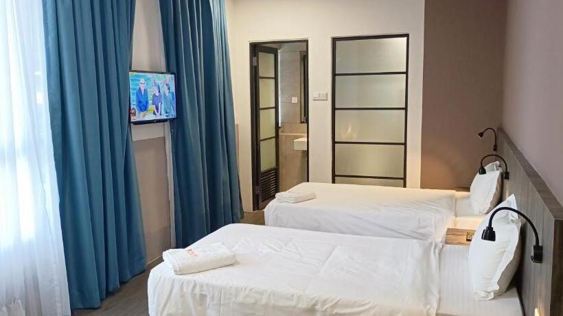 غرفة قياسية, Roxy Hotel Sri Aman