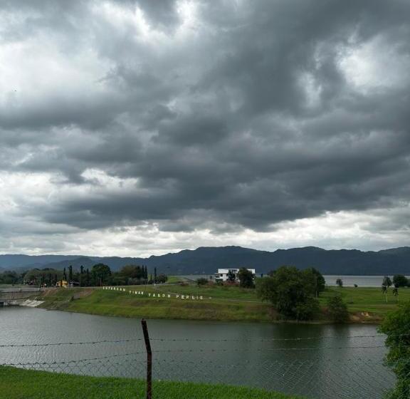 Номер Стандарт, Terinai Tasoh Lake View Resort