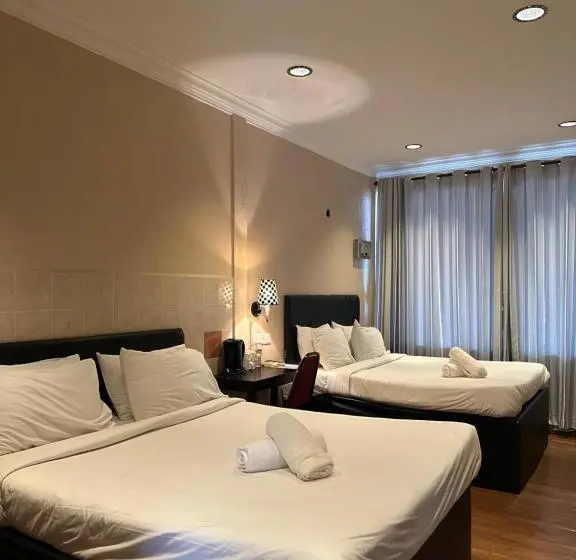 スタンダード４人部屋, Terinai Tasoh Lake View Resort