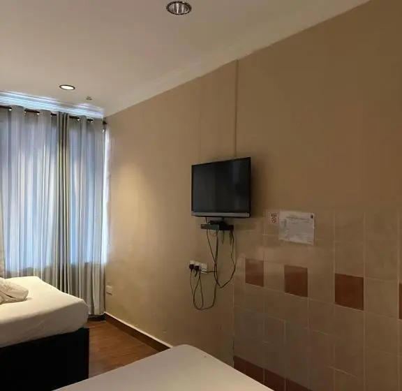 スタンダード４人部屋, Terinai Tasoh Lake View Resort