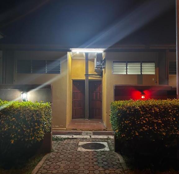 Номер Deluxe, Terinai Tasoh Lake View Resort