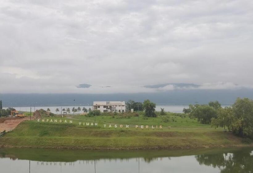 Номер Стандарт, Terinai Tasoh Lake View Resort