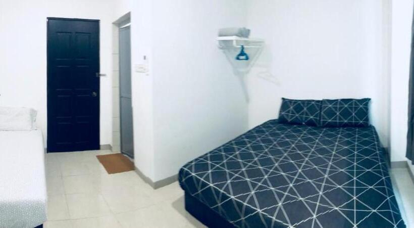 חדר סטנדרט לשלושה, Lunastay