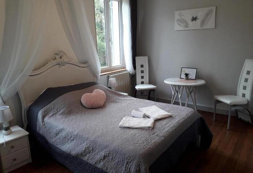 スタンダードルーム, La Nouvelle Diligence