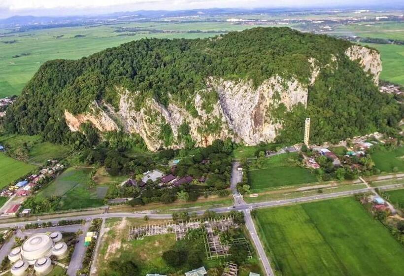 غرفة قياسية ثلاثية, Chalet Purnama