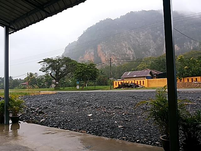 غرفة قياسية ثلاثية, Chalet Purnama