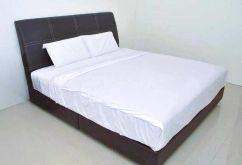 Deluxe Zimmer, Lean Fatt