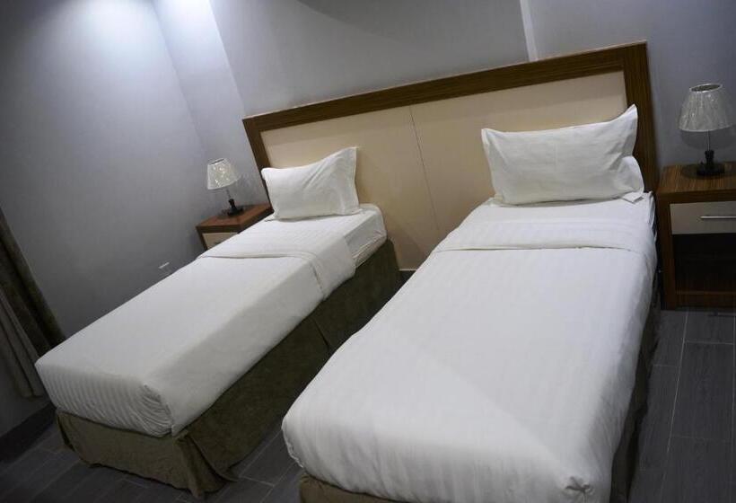 3침실 디럭스 아파트, Marina Palace