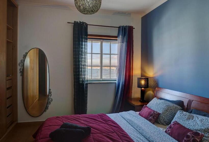 اتاق لوکس با چشمانداز دریا, Peniche Surf Lodge 2