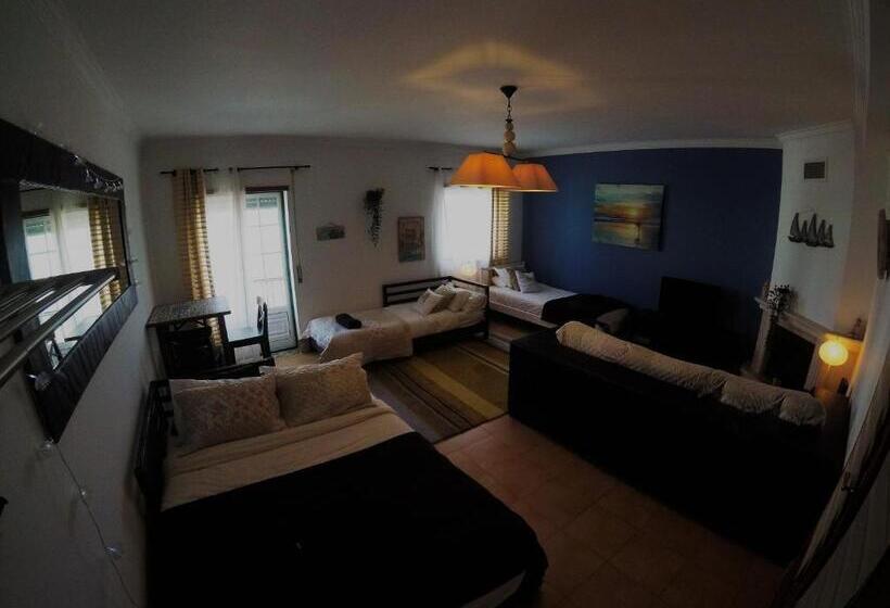 اتاق لوکس با بالکن, Peniche Surf Lodge 2