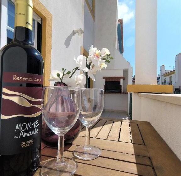 سوییت خانوادگی, Peniche Surf Lodge 2