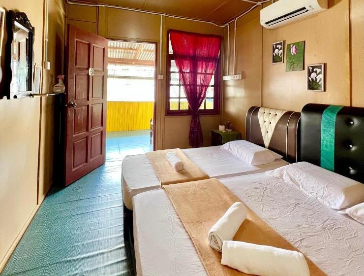 Номер Стандарт Трехместный, Perhentian Sri Tanjung , Kampung Nelayan Pulau Perhentian