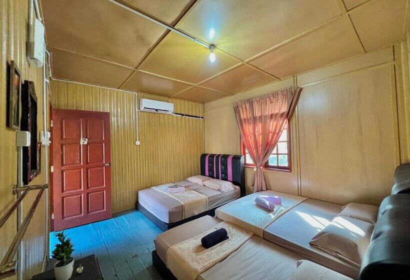 家庭间, Perhentian Sri Tanjung , Kampung Nelayan Pulau Perhentian