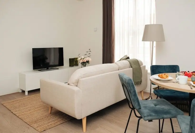 1ベッドルームのデラックスアパートメント, Urban Suites