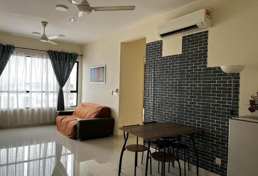 Апартаменты 2 Спальни, Casa Rv Homestay Mkh Boulevard Kajang