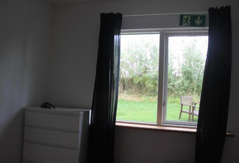 اتاق استاندارد, Icelandhorsetours Helluland